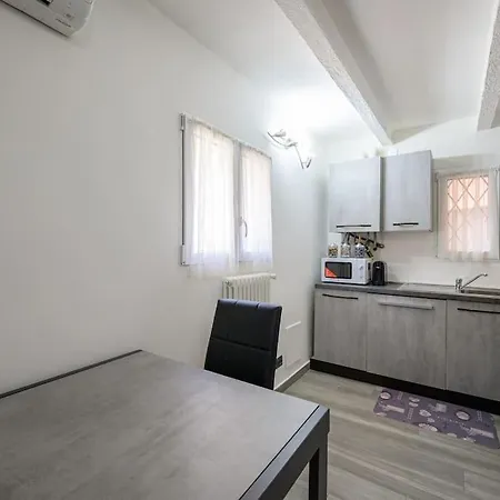 Appartement Lovely Nest Near Centre - Groundfloor