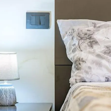 Lovely Nest Near Centre - Groundfloor Appartamento
