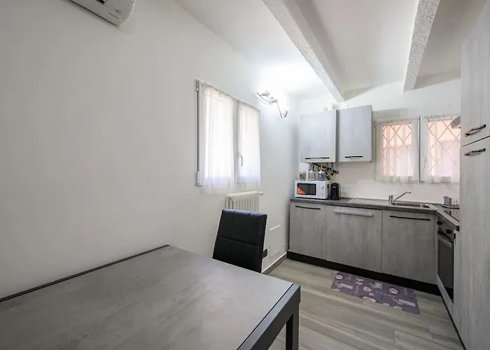 Apartament Lovely Nest Near Centre - Groundfloor