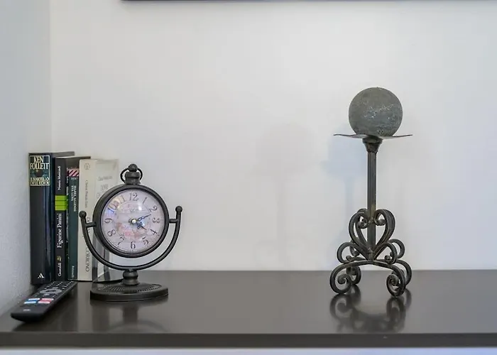 Lovely Nest Near Centre - Groundfloor モデナ