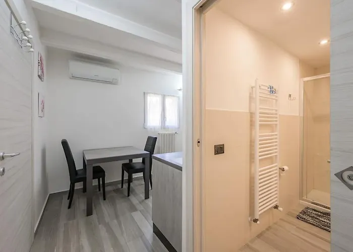 アパート Lovely Nest Near Centre - Groundfloor