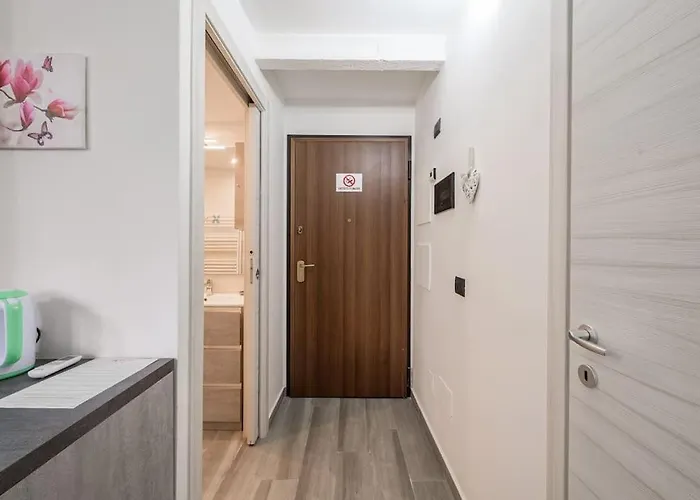 Apartament Lovely Nest Near Centre - Groundfloor Modena